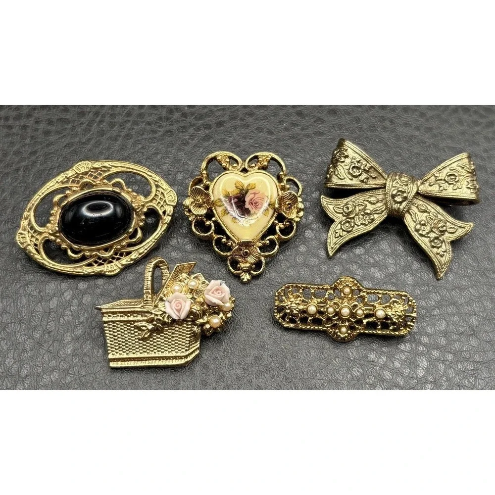 VTG Lot Of 5 Brooch Pin 3 1928 Brand Floral Heart Bow Basket Victorian Style